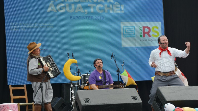 Companhia promove musical infantil na Expointer
